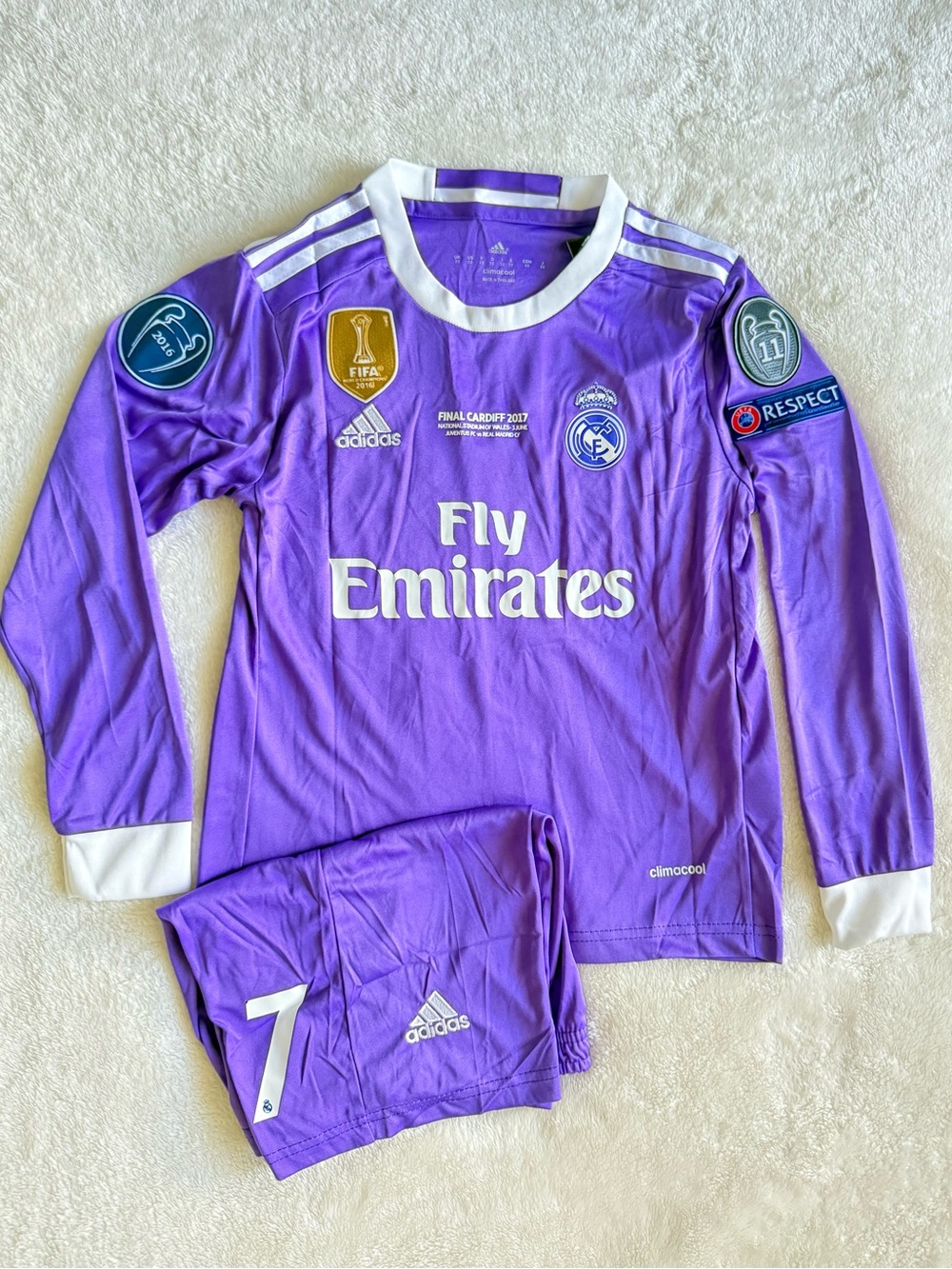 Real Madrid Retro 2016-17 Set for kids. Cristiano Ronaldo #7
